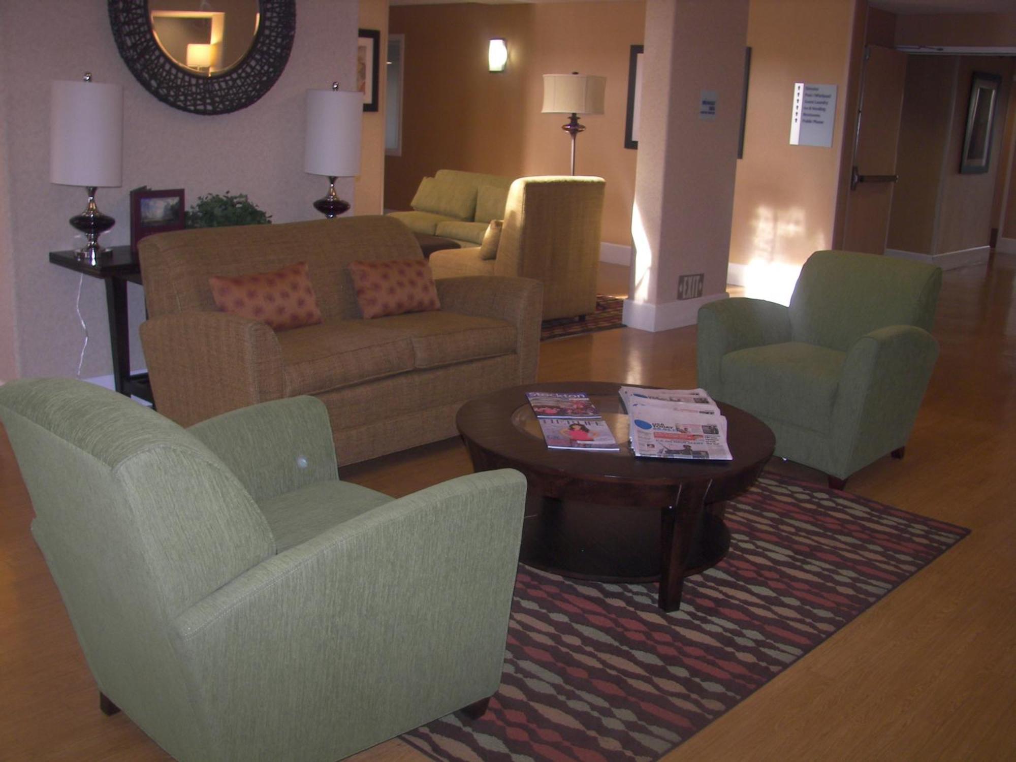 Holiday Inn Express Stockton Southeast By Ihg Екстер'єр фото
