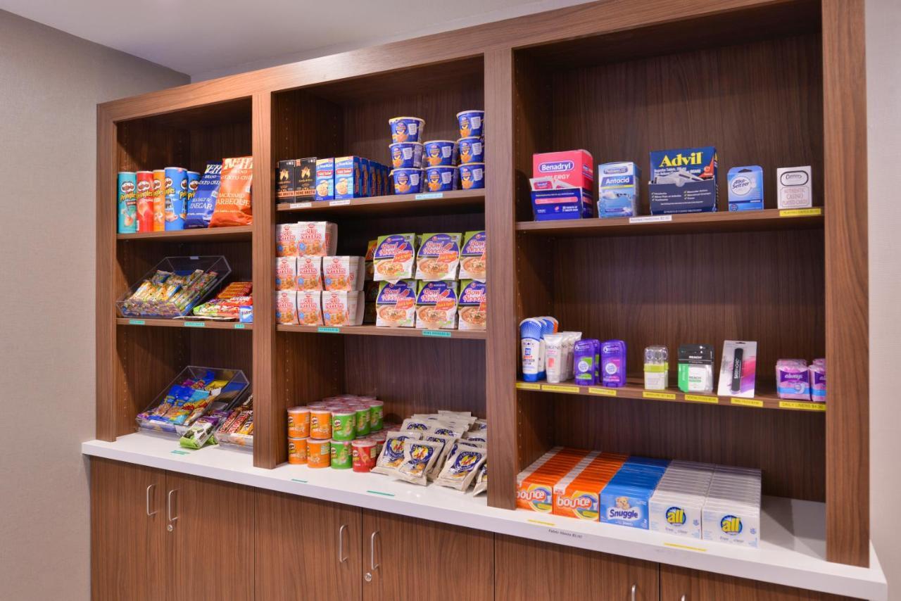 Holiday Inn Express Stockton Southeast By Ihg Екстер'єр фото