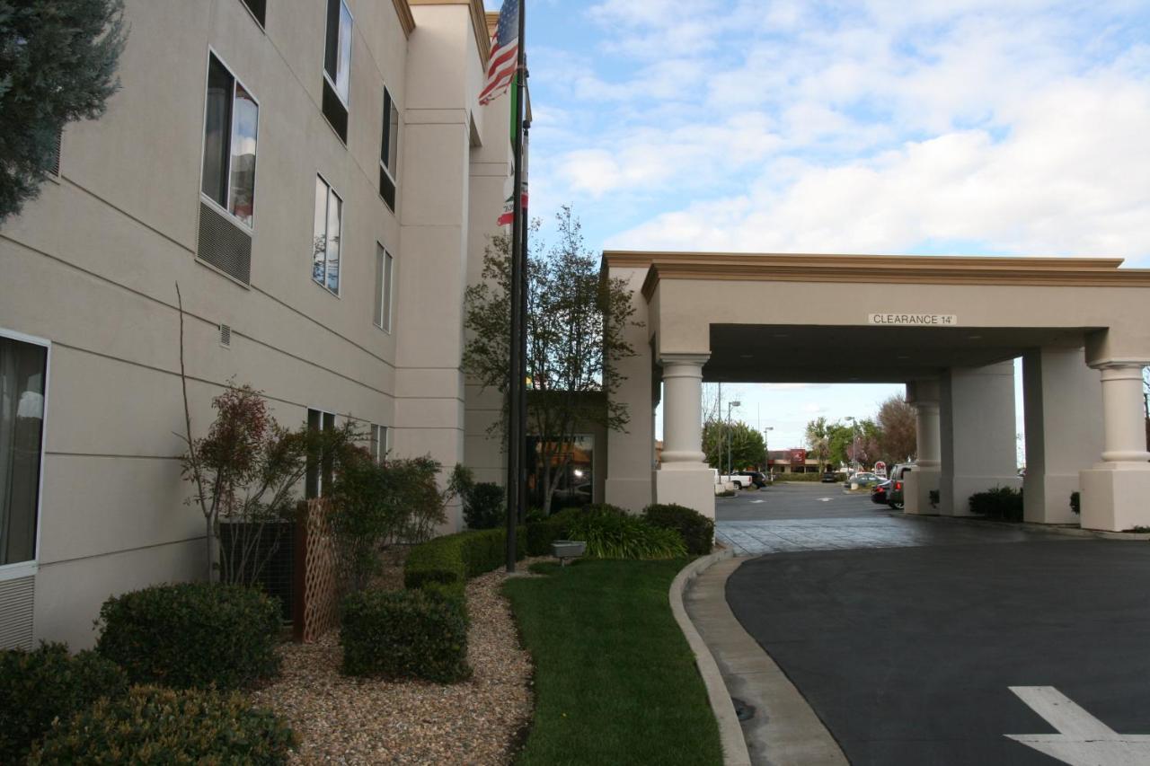 Holiday Inn Express Stockton Southeast By Ihg Екстер'єр фото
