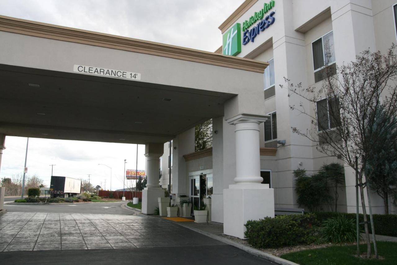 Holiday Inn Express Stockton Southeast By Ihg Екстер'єр фото